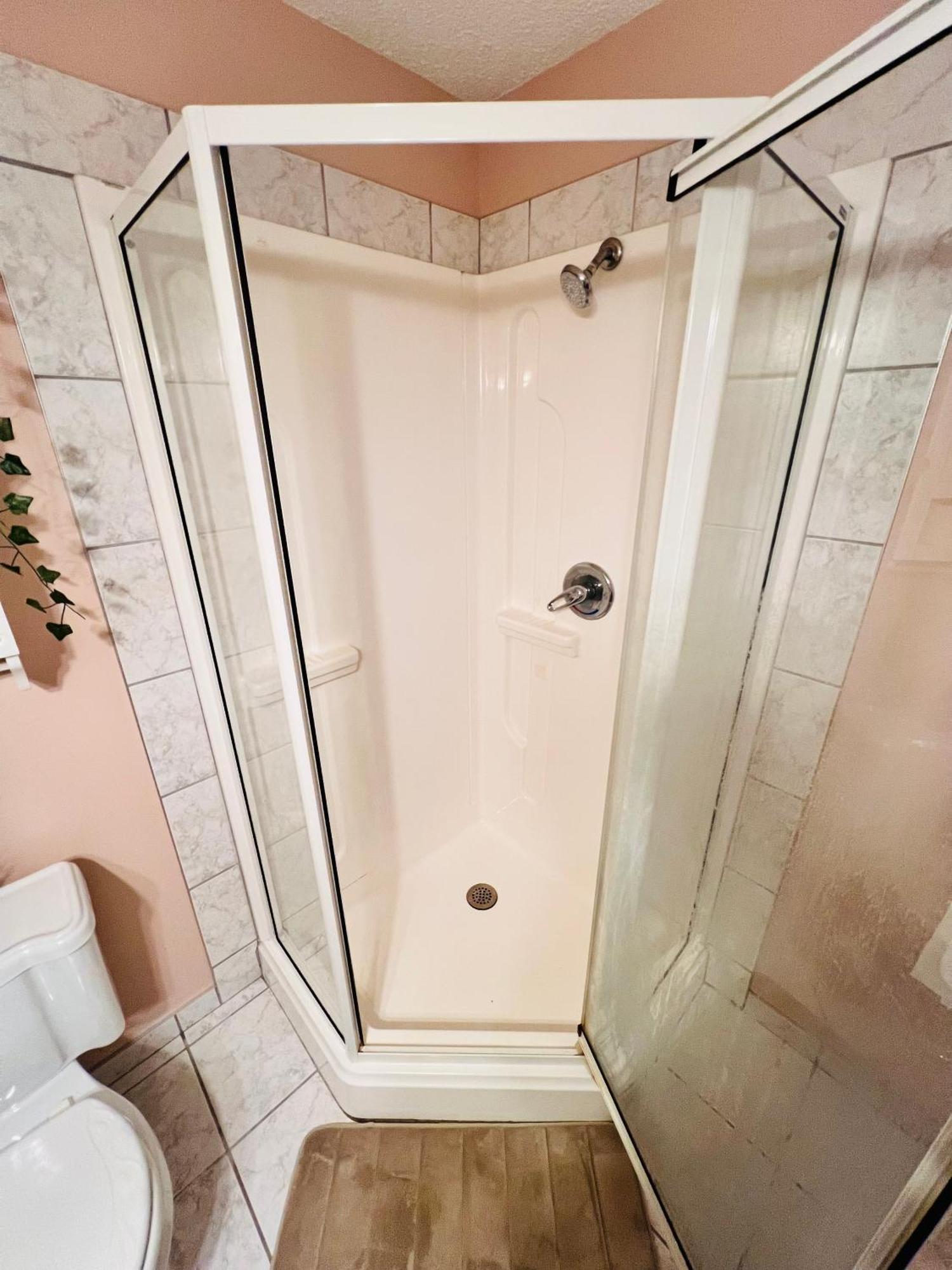 A Classic Homely Basement Suite! Chestermere Exterior foto